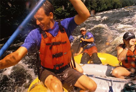 simsearch:700-00190400,k - Groupe de gens White Water Rafting Photographie de stock - Rights-Managed, Code: 700-00059122