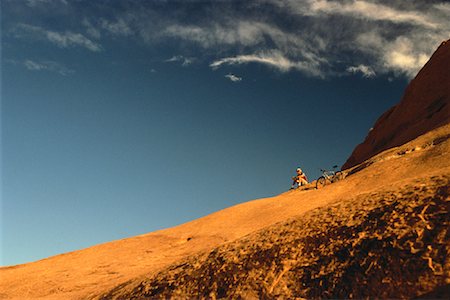 simsearch:700-00091951,k - Man Sitting on Hill with Mountain Bike, Moab, Utah, USA Stock Photo - Rights-Managed, Code: 700-00059524