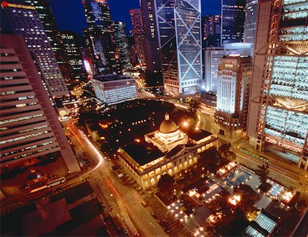 simsearch:700-00610409,k - Stadtzentrum und Bürotürmen bei Nacht Hong Kong, China Stockbilder - Lizenzpflichtiges, Bildnummer: 700-00050688
