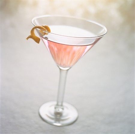 simsearch:700-00651737,k - Martini with Lemon Twist Stock Photo - Rights-Managed, Code: 700-00051496