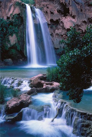 Havasu Falls, réserve indienne Havasupai Havasu River Supai, Arizona, Etats-Unis Photographie de stock - Rights-Managed, Code: 700-00052563