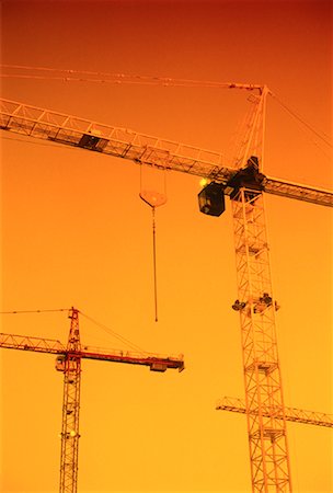 simsearch:700-00066600,k - Construction Cranes at Sunset Calgary, Alberta, Canada Foto de stock - Con derechos protegidos, Código: 700-00052650