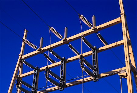 simsearch:600-00018625,k - Close-Up of Power Substation Calgary, Alberta, Canada Foto de stock - Con derechos protegidos, Código: 700-00052660