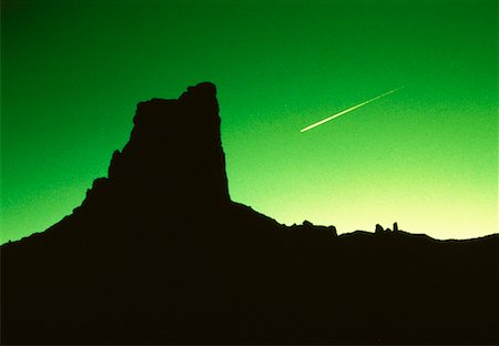 simsearch:862-06677589,k - Comet Over Rock Formation Canyonlands National Park Utah, USA Foto de stock - Con derechos protegidos, Código: 700-00065018