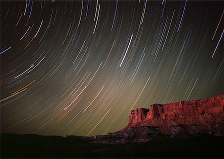 simsearch:862-06677589,k - Rock Formation and Star Trails Utah, USA Foto de stock - Con derechos protegidos, Código: 700-00066619