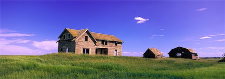 Abandoned Farm, Landscape and Field, Crossfield, AB, Canada Stock Photo - Rights-Managed, Code: 700-00067254