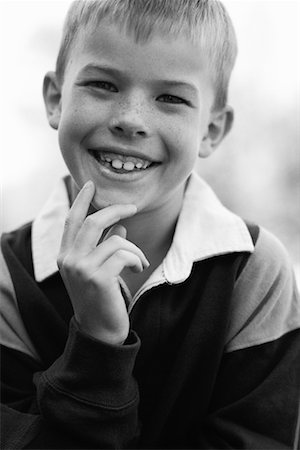 Portrait of Boy Smiling Foto de stock - Con derechos protegidos, Código: 700-00069977