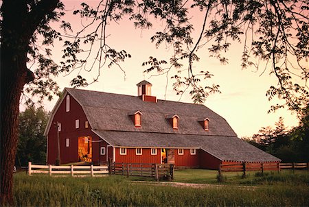 farm buildings illinois - Barn at Sunset Illinois, USA Stock Photo - Rights-Managed, Code: 700-00060123