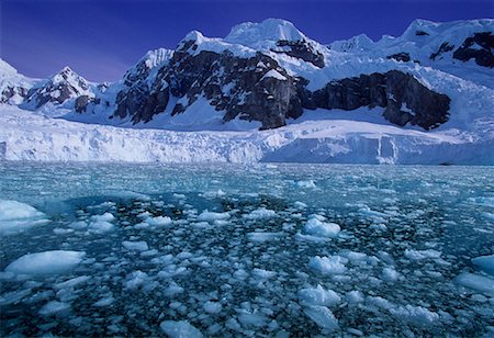 simsearch:700-00183247,k - Overview of Glacier and Water Antarctica Fotografie stock - Rights-Managed, Codice: 700-00060335