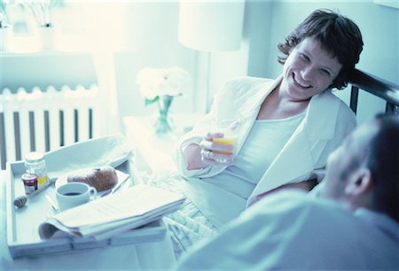 simsearch:700-02121396,k - Couple Lying on Bed with Breakfast Tray Stock Photo - Rights-Managed, Code: 700-00061978