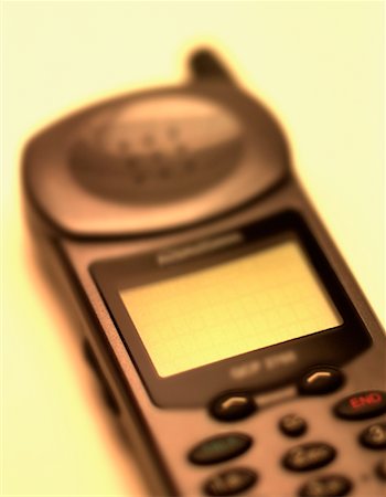 simsearch:700-00025199,k - Close-Up of Cell Phone Foto de stock - Direito Controlado, Número: 700-00062306