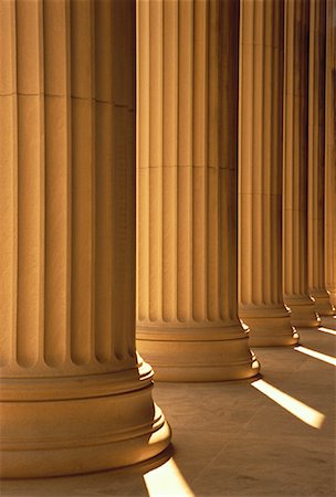 CLose-Up of Columns at MIT Boston, Massachusetts, USA Foto de stock - Con derechos protegidos, Código: 700-00062399