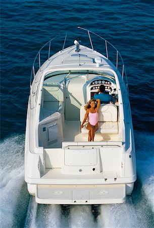 simsearch:700-00768093,k - People in Boat Speeding on Water Miami, Florida, USA Foto de stock - Con derechos protegidos, Código: 700-00063790