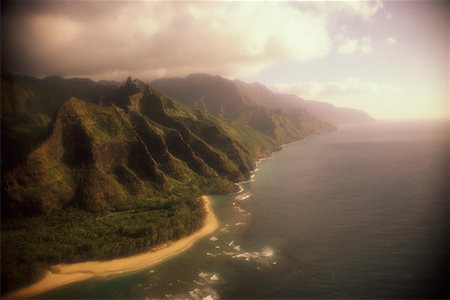 Coucher de soleil sur Na Pali Coast Kauai, Hawaii, USA Photographie de stock - Rights-Managed, Code: 700-00074606