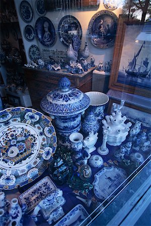 delft netherlands - Interior of China Shop Delft, Holland Stock Photo - Rights-Managed, Code: 700-00074828