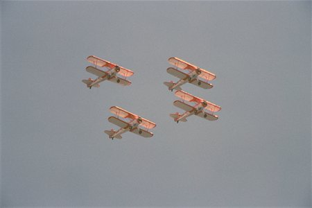 simsearch:600-00076095,k - Red Barons at Toronto Air Show Toronto, Ontario, Canada Foto de stock - Con derechos protegidos, Código: 700-00076080