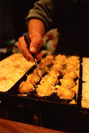 Oyster Fritters in Minotagawa Market, Kobe, Western Honshu Japan Fotografie stock - Rights-Managed, Codice: 700-00076197