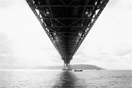 View from Under Akashi Kaikyo Bridge Kobe, Western Honshu, Japan Fotografie stock - Rights-Managed, Codice: 700-00076215