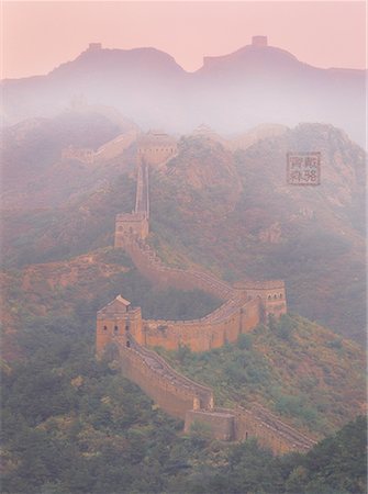 Great Wall at Dawn Jinshanling, China Fotografie stock - Rights-Managed, Codice: 700-00076483