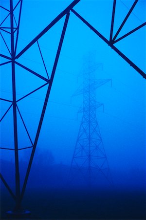 simsearch:600-00018625,k - Close-Up of Electrical Tower Agincourt, Ontario, Canada Foto de stock - Con derechos protegidos, Código: 700-00076809