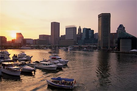 simsearch:700-00073697,k - Cityscape and Inner Harbor at Sunset, Baltimore, Maryland, USA Stock Photo - Rights-Managed, Code: 700-00076936