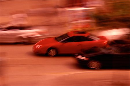 simsearch:700-00069624,k - Blurred View of Cars on Road Toronto, Ontario, Canada Foto de stock - Con derechos protegidos, Código: 700-00077733