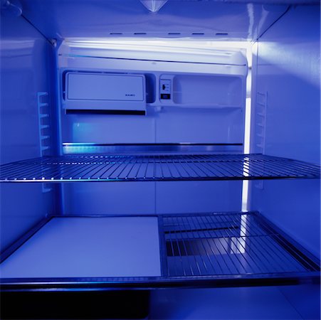 simsearch:700-00077881,k - Empty Fridge Stock Photo - Rights-Managed, Code: 700-00077884