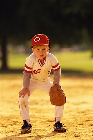 simsearch:700-00077931,k - Portrait of Little League Baseball Player in Field Foto de stock - Direito Controlado, Número: 700-00077928