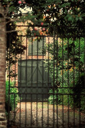 Vue du bâtiment historique datant de Gate Charleston, South Carolina, USA Photographie de stock - Rights-Managed, Code: 700-00078093