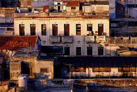 simsearch:700-00078589,k - Cityscape Havana, Cuba Foto de stock - Con derechos protegidos, Código: 700-00078592