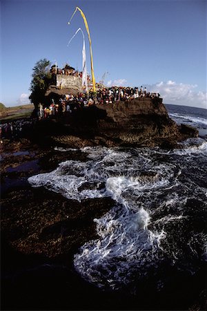 simsearch:700-00079519,k - People at Pura Tanah Lot Bali, Indonesia Foto de stock - Con derechos protegidos, Código: 700-00079483