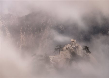 daryl benson and china - Playing Chess Pavilion in Fog Mount Huashan, Shaanxi Province China Stock Photo - Rights-Managed, Code: 700-00079881