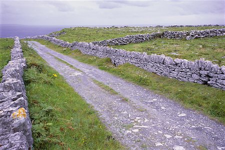 simsearch:700-00086416,k - Road and Fence Ireland Stock Photo - Rights-Managed, Code: 700-00070489