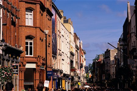 simsearch:700-00070526,k - Buildings Along Busy Street Grafton Street, Dublin, Ireland Stock Photo - Rights-Managed, Code: 700-00070505