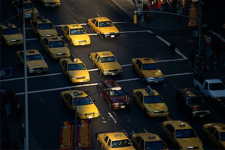 simsearch:841-03061824,k - Taxis on Broadway New York, New York, USA Foto de stock - Con derechos protegidos, Código: 700-00071024