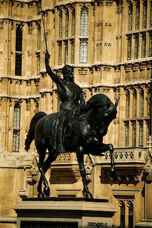 simsearch:700-00356964,k - Statue au bâtiment du Parlement de Londres, Angleterre Photographie de stock - Rights-Managed, Code: 700-00072135