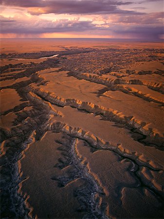 simsearch:700-00011509,k - Aerial View of Dinosaur Provincial Park at Sunset Red Deer, Alberta, Canada Stock Photo - Rights-Managed, Code: 700-00073145