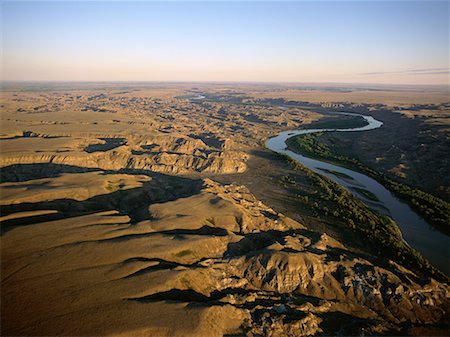simsearch:700-00011509,k - Aerial View of Dinosaur Provincial Park Red Deer, Alberta, Canada Stock Photo - Rights-Managed, Code: 700-00073146