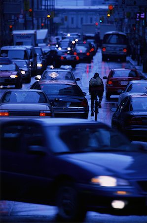 pictures of traffic jams in rain - Rush Hour Traffic in Rain Toronto, Ontario, Canada Stock Photo - Rights-Managed, Code: 700-00073878