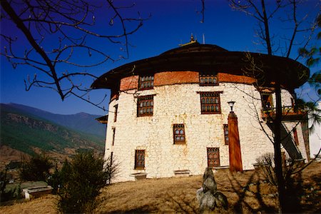 paro dzong - Musée national Ta Dzong, Paro, Bhoutan Photographie de stock - Rights-Managed, Code: 700-00085106