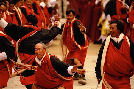 punakha dzong - Performance au Bhoutan Festival Punakha Dromche Photographie de stock - Rights-Managed, Code: 700-00085197