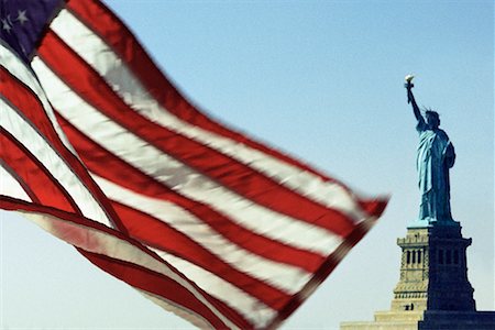 statue of liberty on the flag - Statue de la liberté et drapeau américain New York, New York, USA Photographie de stock - Rights-Managed, Code: 700-00085459