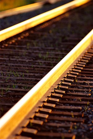 simsearch:700-00165561,k - Close-Up of Train Tracks Ontario, Canada Foto de stock - Con derechos protegidos, Código: 700-00086230