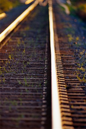 simsearch:700-00165561,k - Close-Up of Train Tracks Ontario, Canada Foto de stock - Con derechos protegidos, Código: 700-00086231