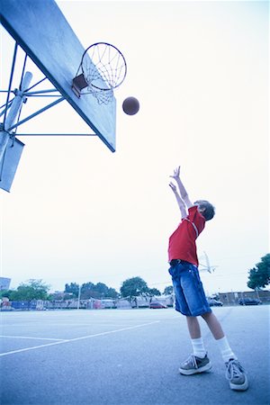 peter griffith - Boy Playing Basketball on Outdoor Basketball Court Stock Photo - Rights-Managed, Code: 700-00086265
