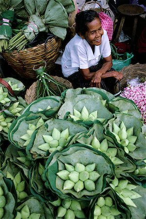 simsearch:700-00080029,k - Ältere Frau Verkauf von Lotus-Blüten am Markt Bangkok, Thailand Stockbilder - Lizenzpflichtiges, Bildnummer: 700-00080094