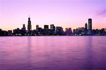 simsearch:700-00074497,k - Toits de la ville au coucher du soleil de Chicago, Illinois, Etats-Unis Photographie de stock - Rights-Managed, Code: 700-00081296