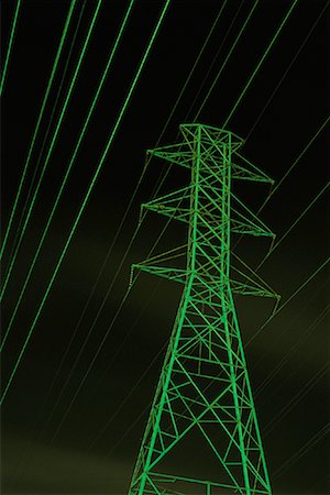simsearch:600-00018625,k - Transmission Towers and Power Lines at Dusk Foto de stock - Con derechos protegidos, Código: 700-00081922