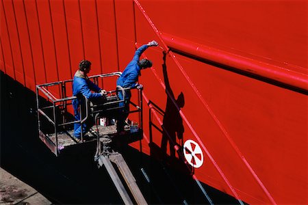 doca seca - Men Painting Ship at Thyssen Facilities, Hamburg, Germany Foto de stock - Direito Controlado, Número: 700-00081977