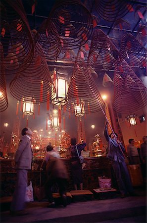 simsearch:400-04365328,k - Circular Incense Sticks in Man Mo Temple, Hong Kong Stock Photo - Rights-Managed, Code: 700-00083227